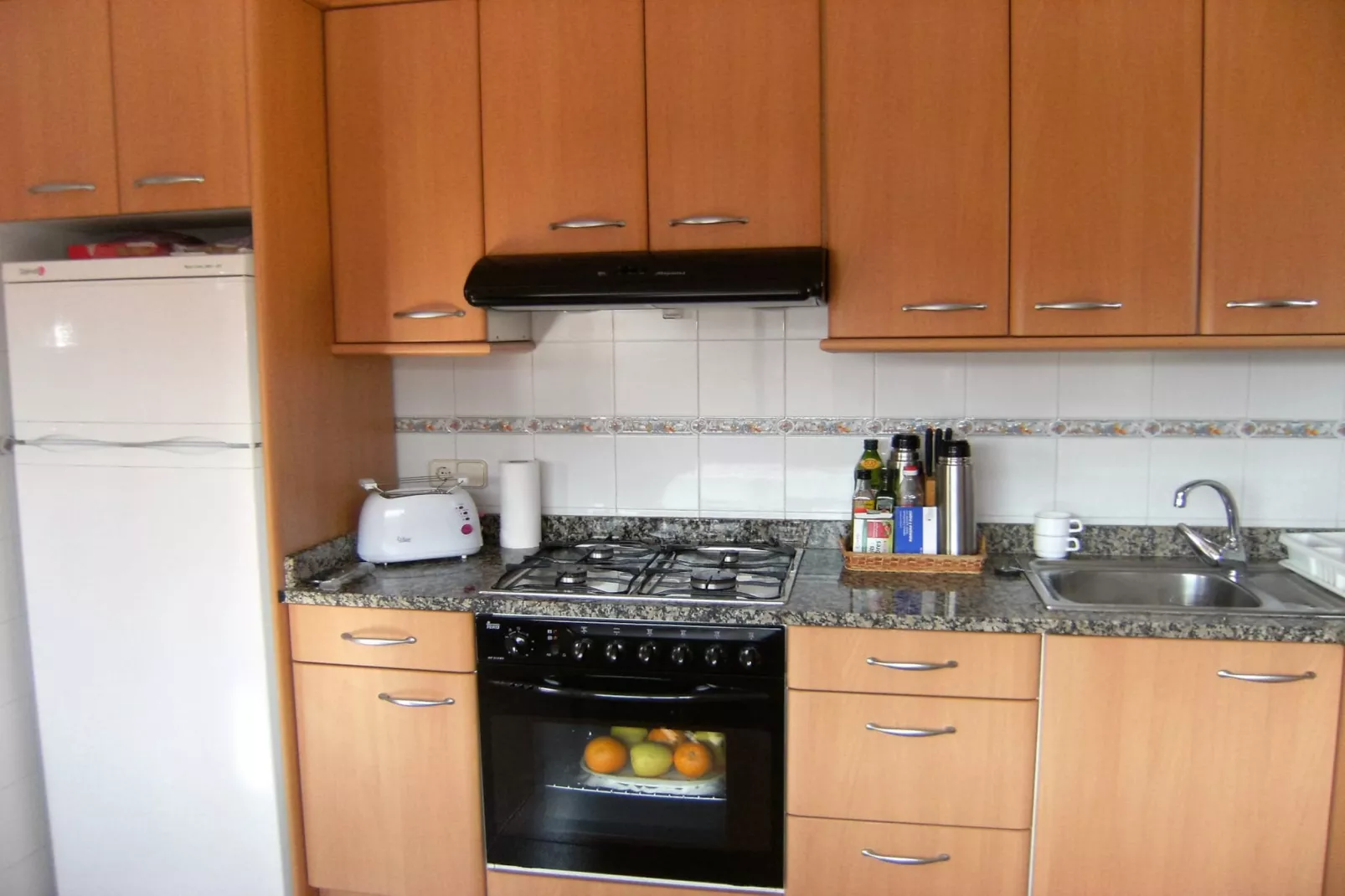 FALAGUER C-11-Kitchen