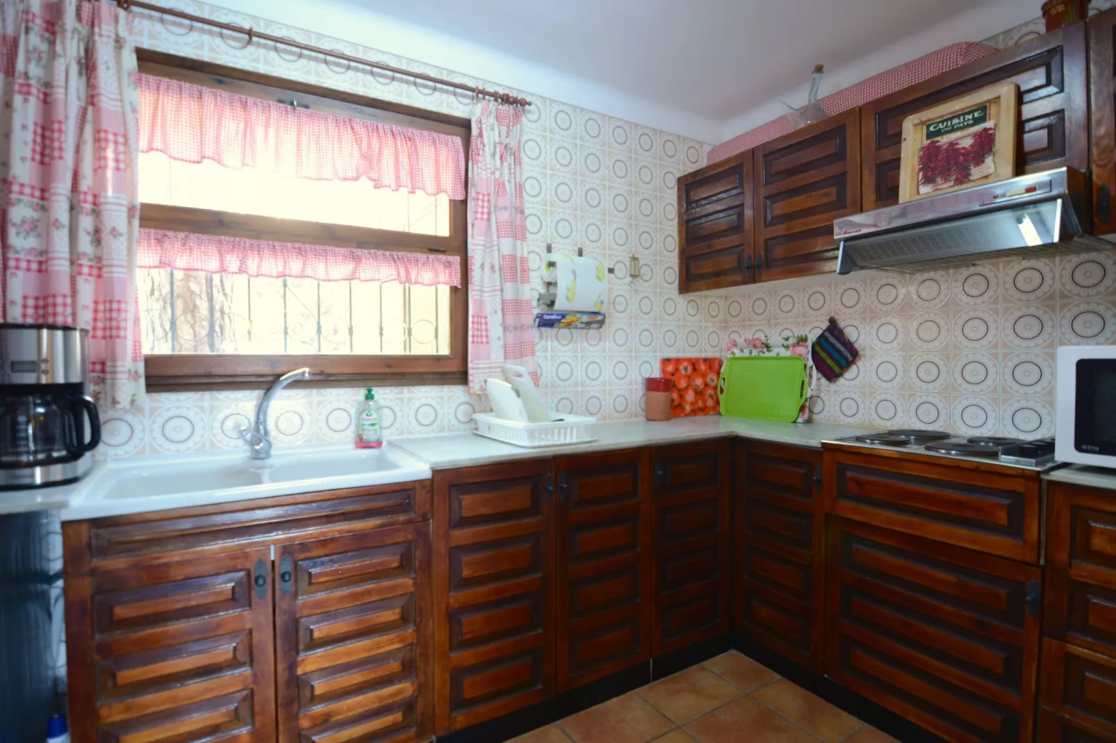 BERNA, 2-Kitchen