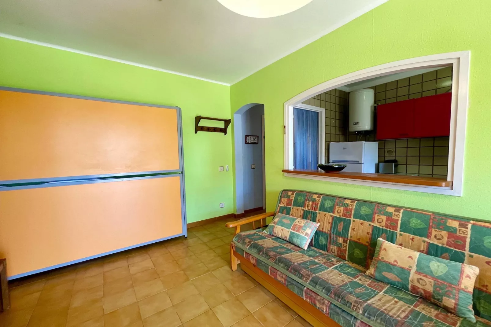 MUNDEL 2-2-Living room