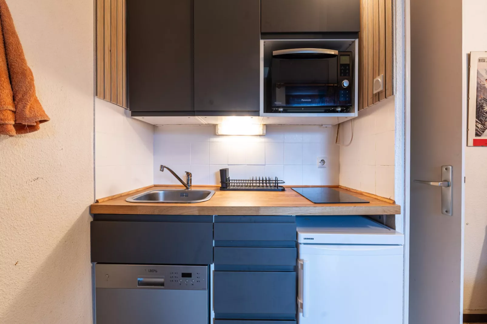 P. LES ESSERTS N°51 - ST4-Kitchen