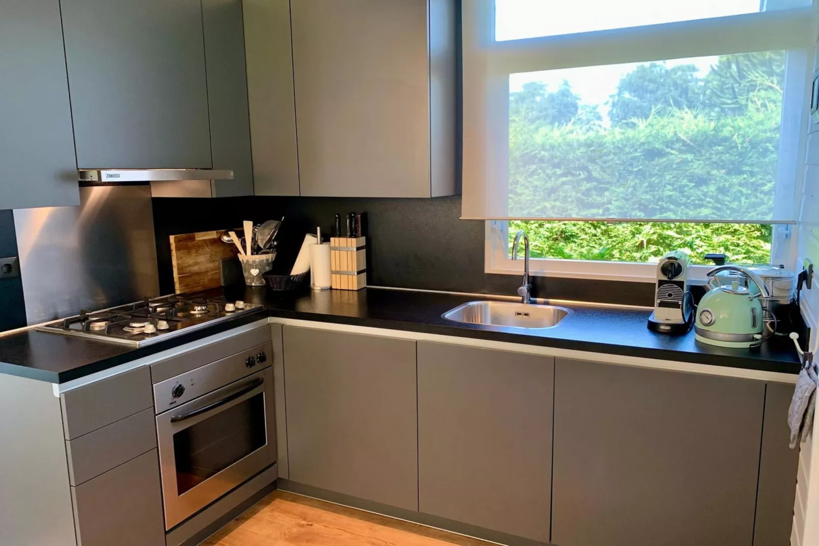 Eureka 34-Kitchen