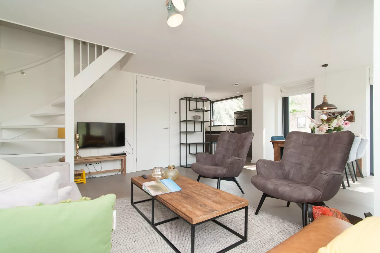 Onder de molen-Living room