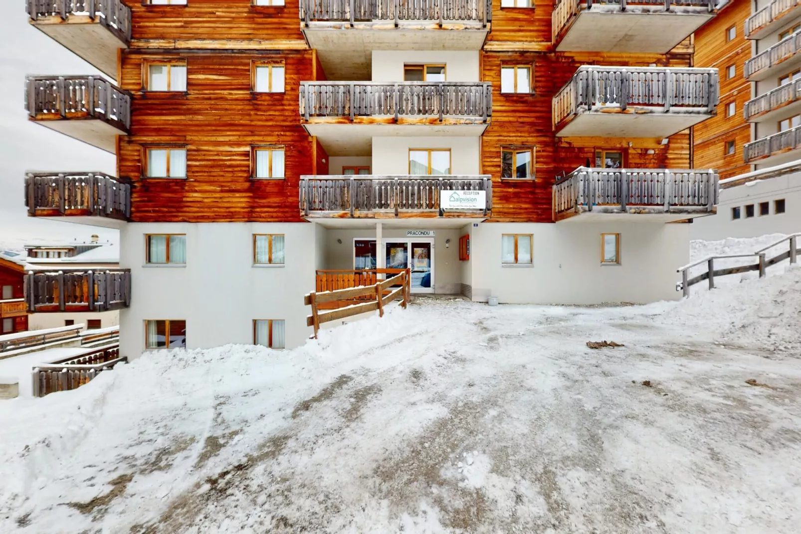 Pracondu 2 502 - OUTDOOR & FUN charming apartment-Exterior winter