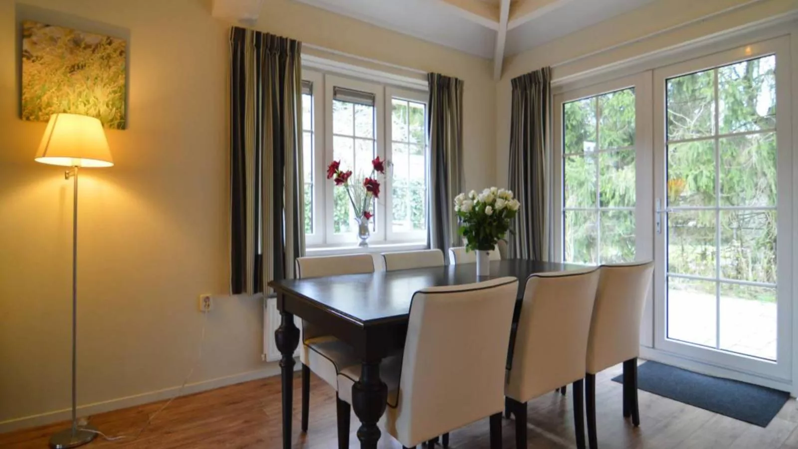 Heidepracht-Dining room