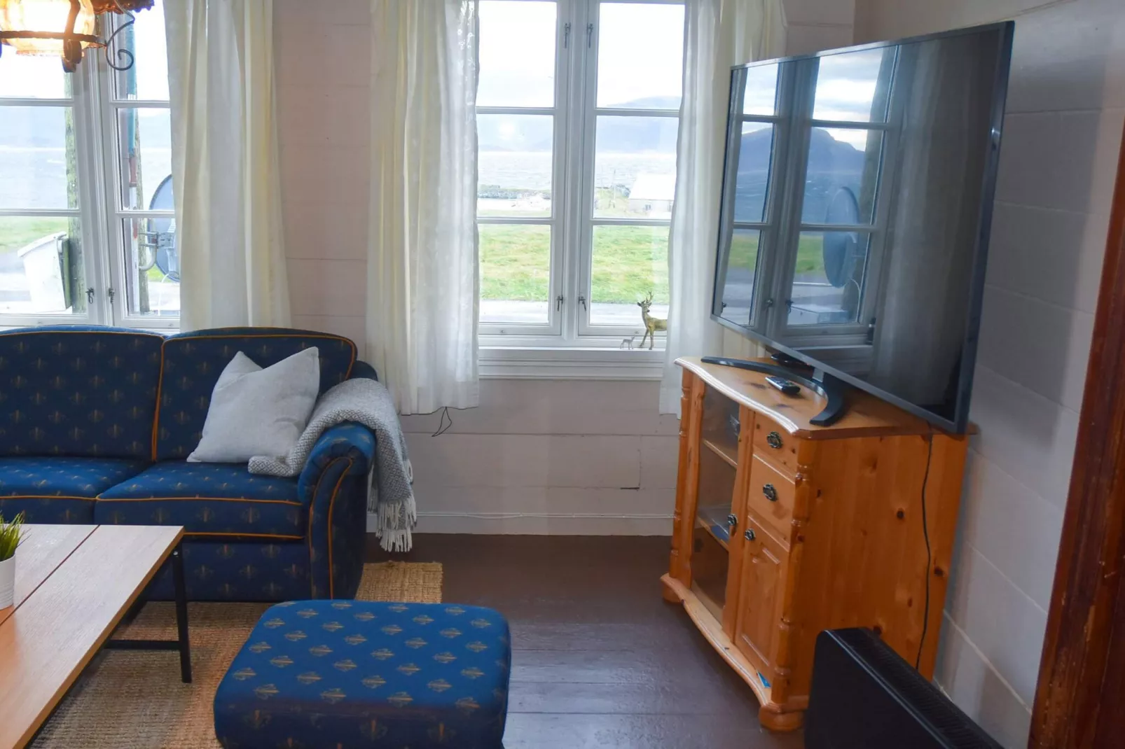 6 person holiday home in Fjørtoft