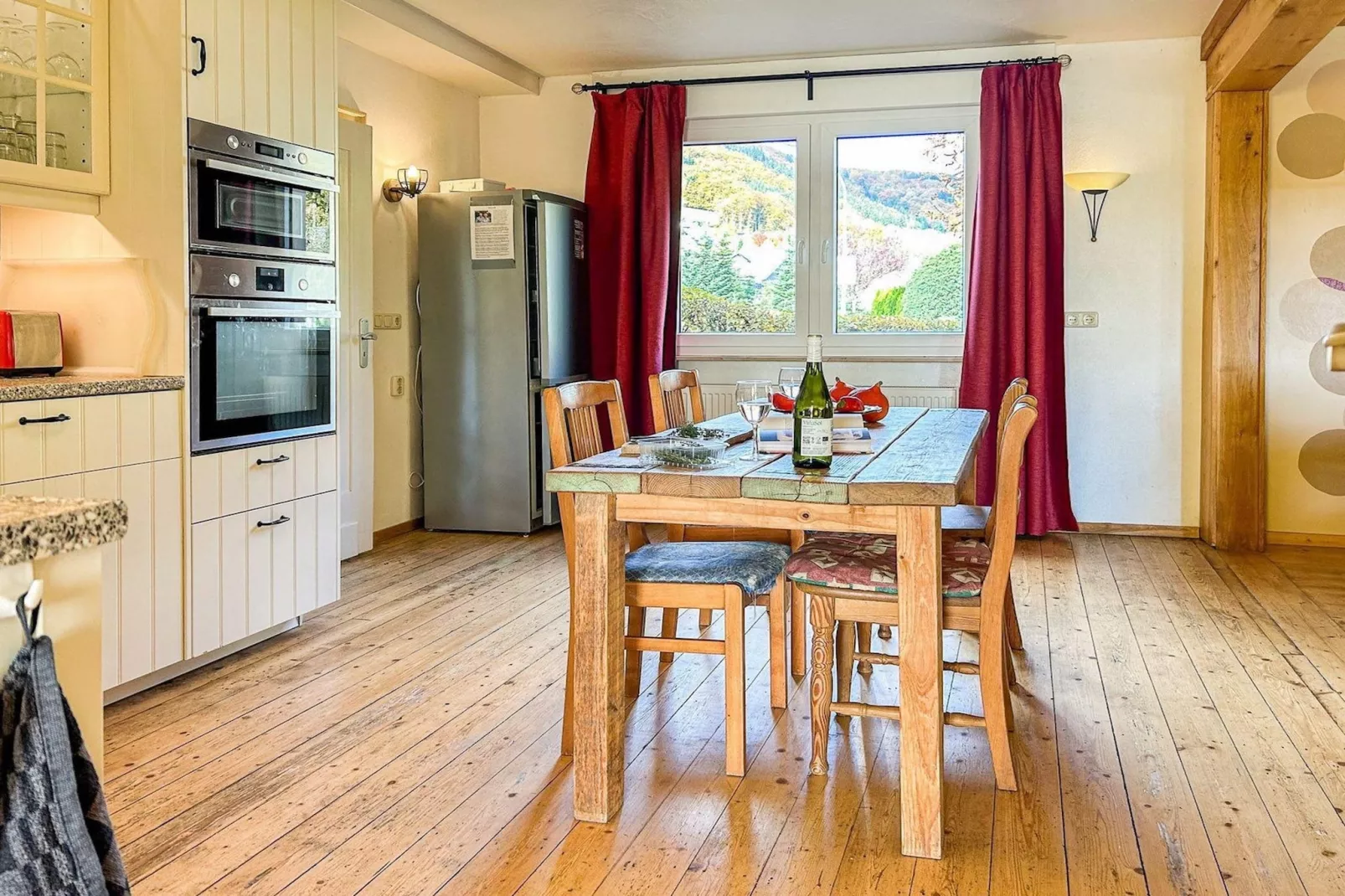 Haus am Kreuzberg-Salle à manger