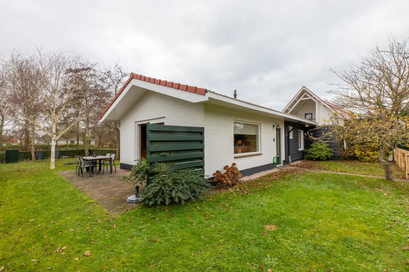 Vakantiehuis voor 6 personen  Hoge Weide 63 Oostkapelle  Dicht bij strand-Exterior summer