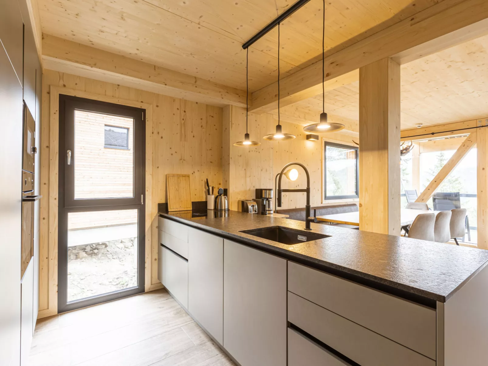 Superior #21 mit Sauna & Hot Tub-Inside