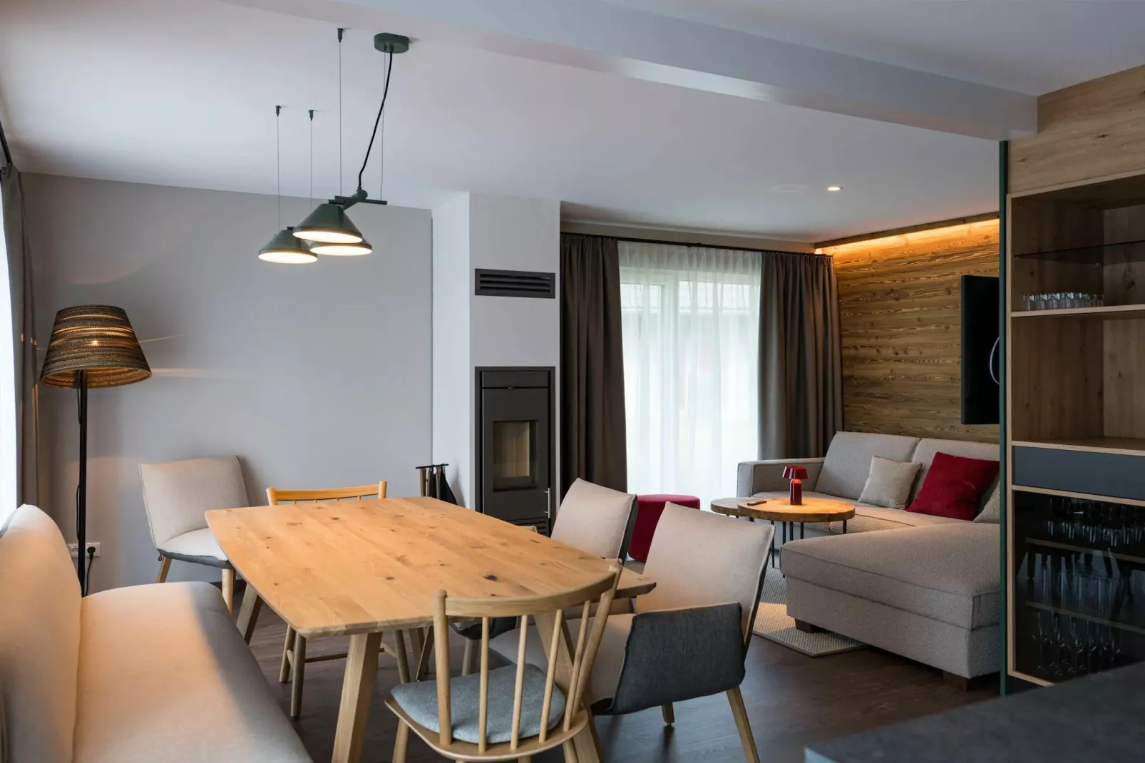 Chalet Exclusive-Dining room