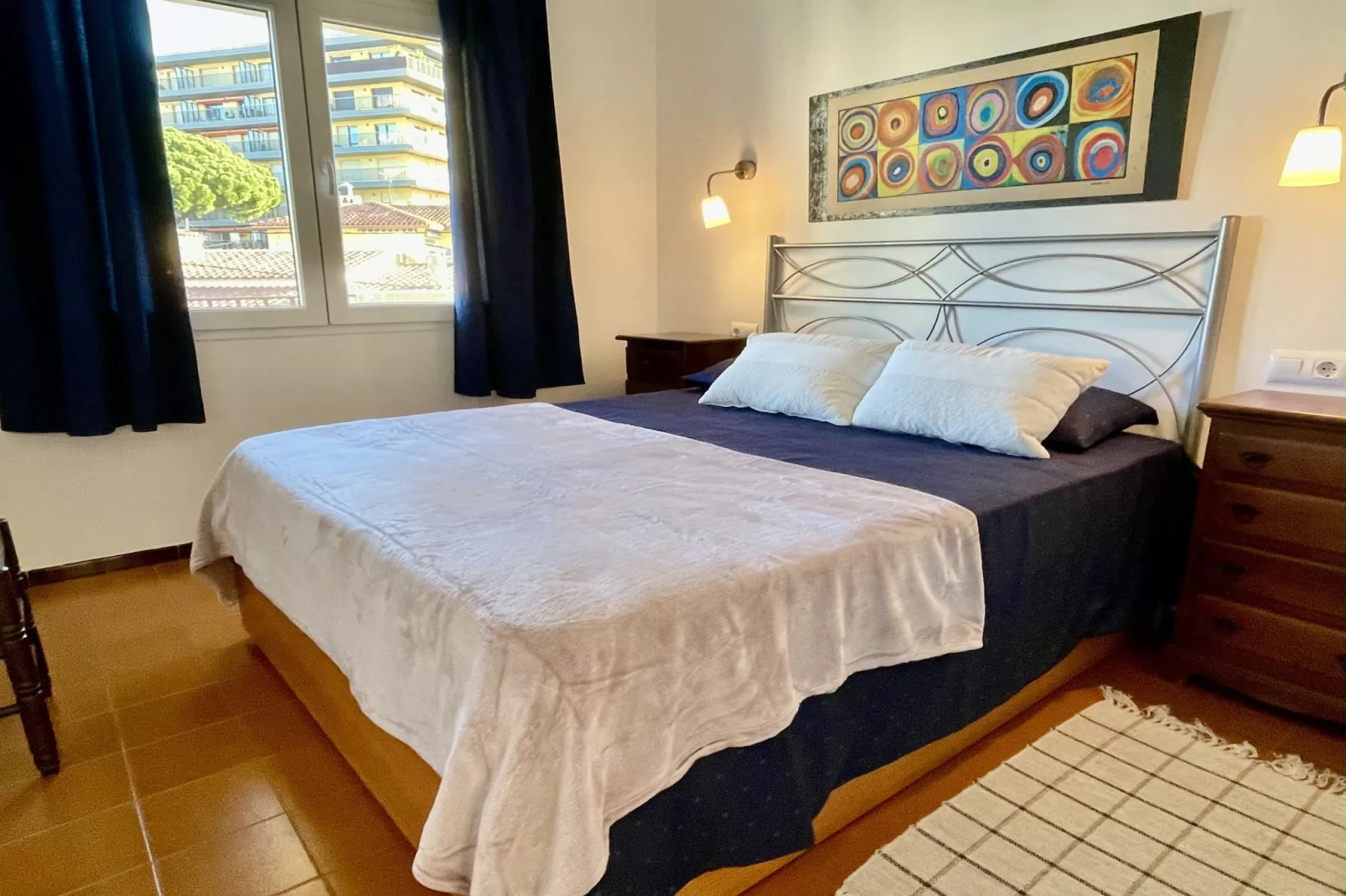 ELS AMARRES 1-1-Schlafzimmer