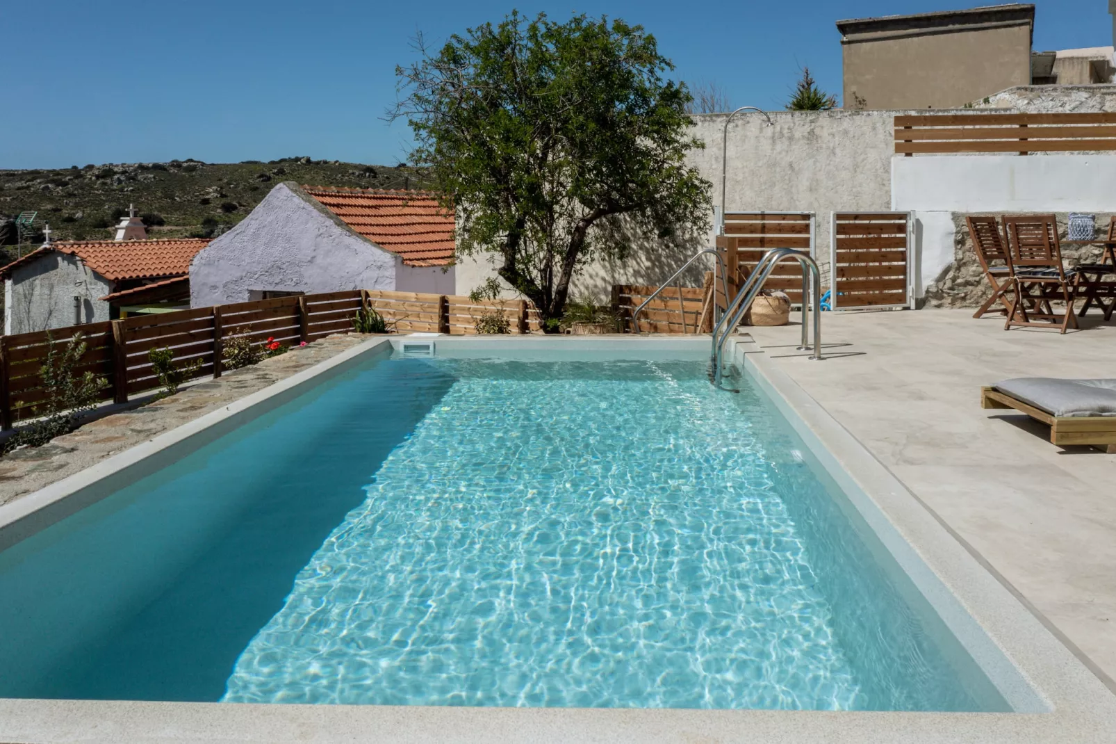 Nomas Home Skaloti-Pool