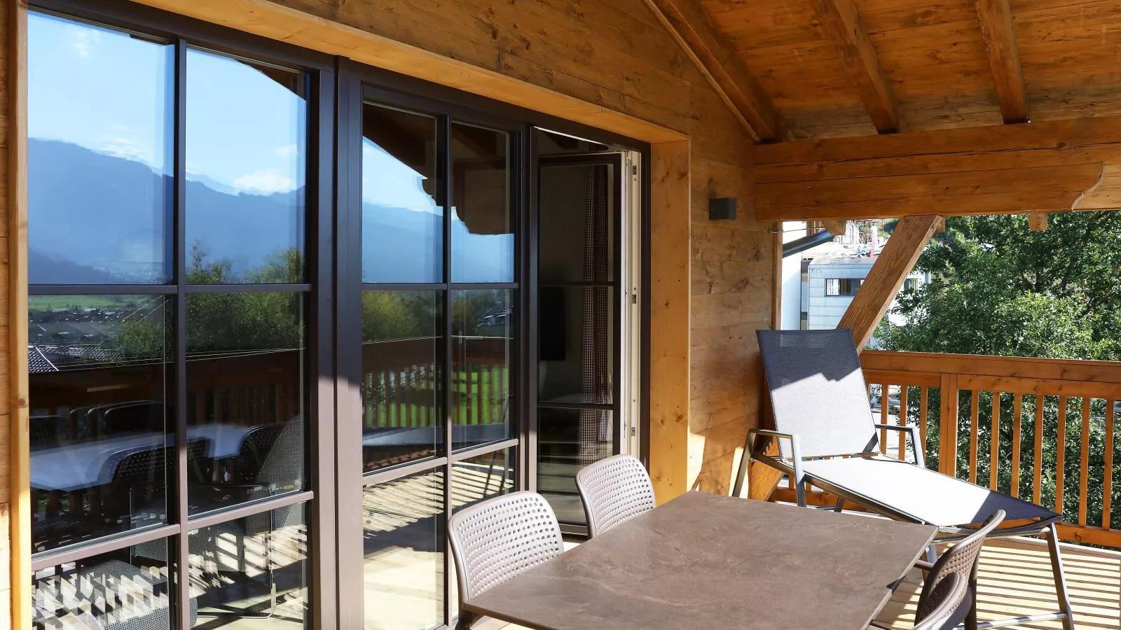 Tauern Suites Mitterwirt TOP 221-Terrace balcony