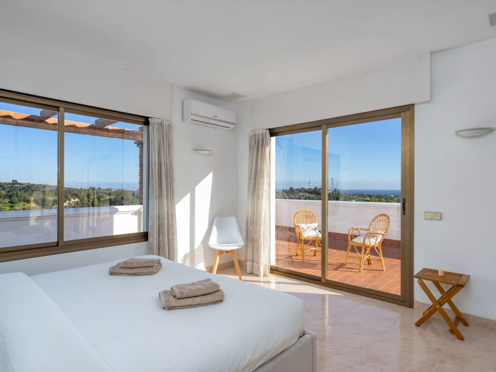 Villa Hermana-Inside