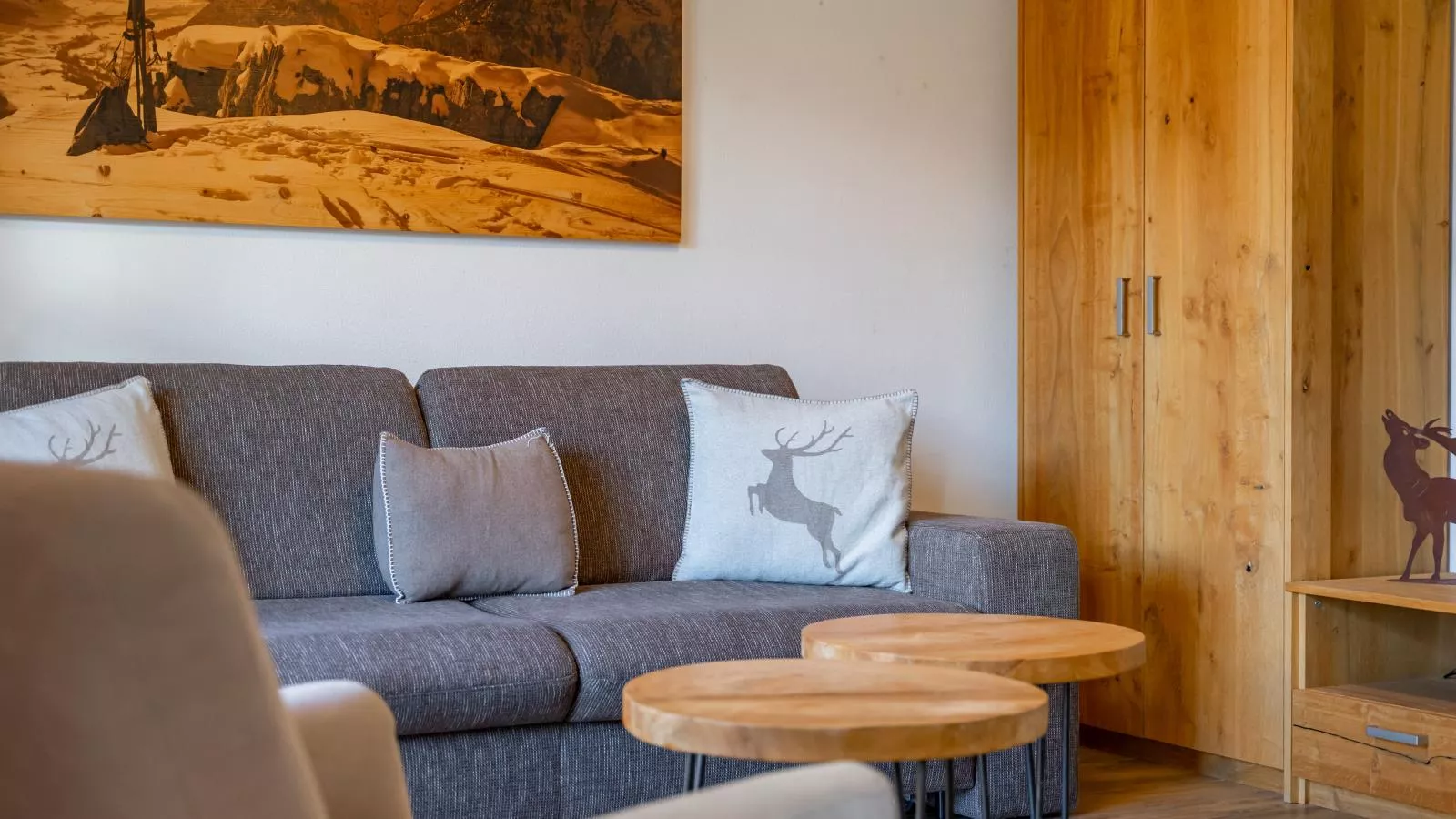 Tauern Suites Mitterwirt TOP 214-Living room