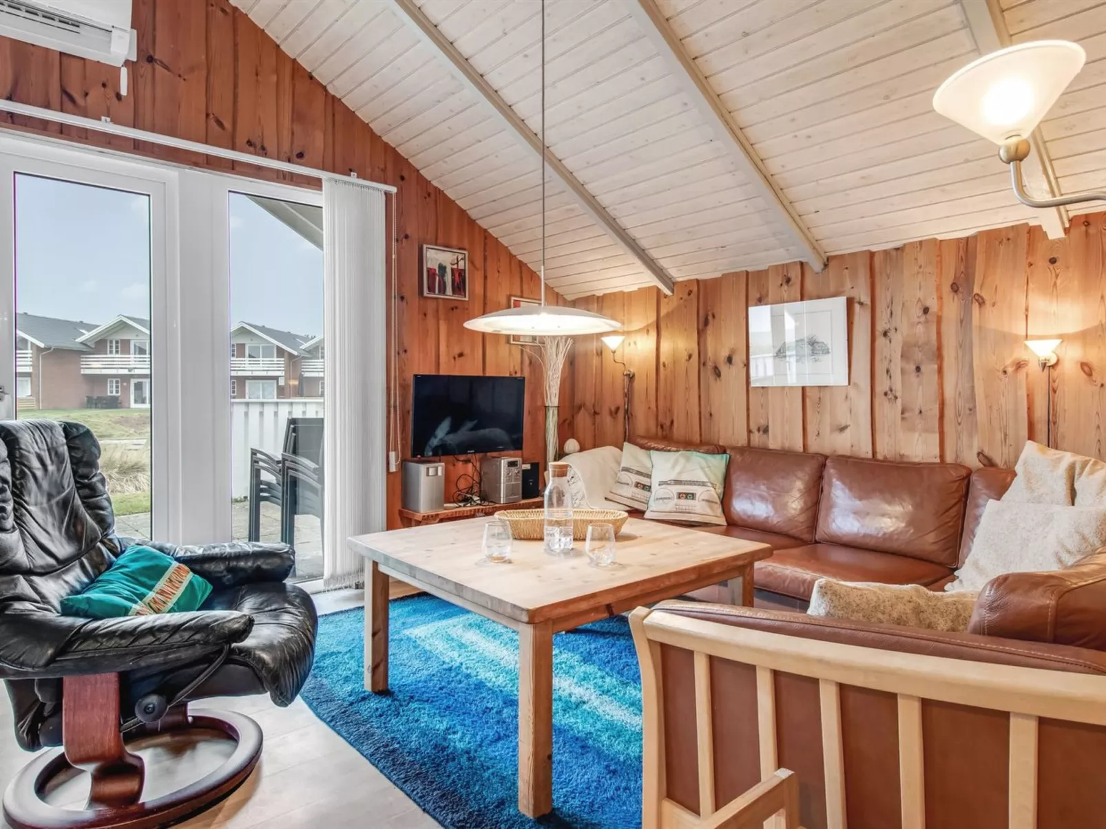 "Reinhold" - 1.9km from the sea-Inside