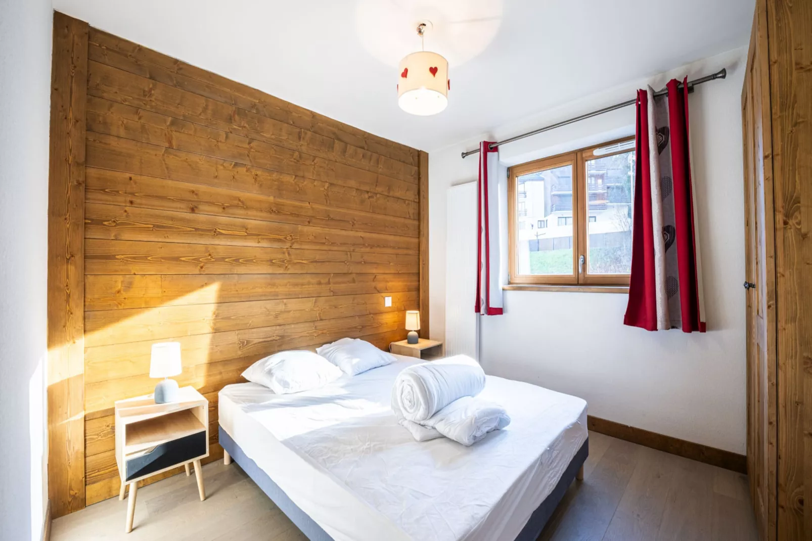 NIVEOLES B N°01 - 3P6-Chambre