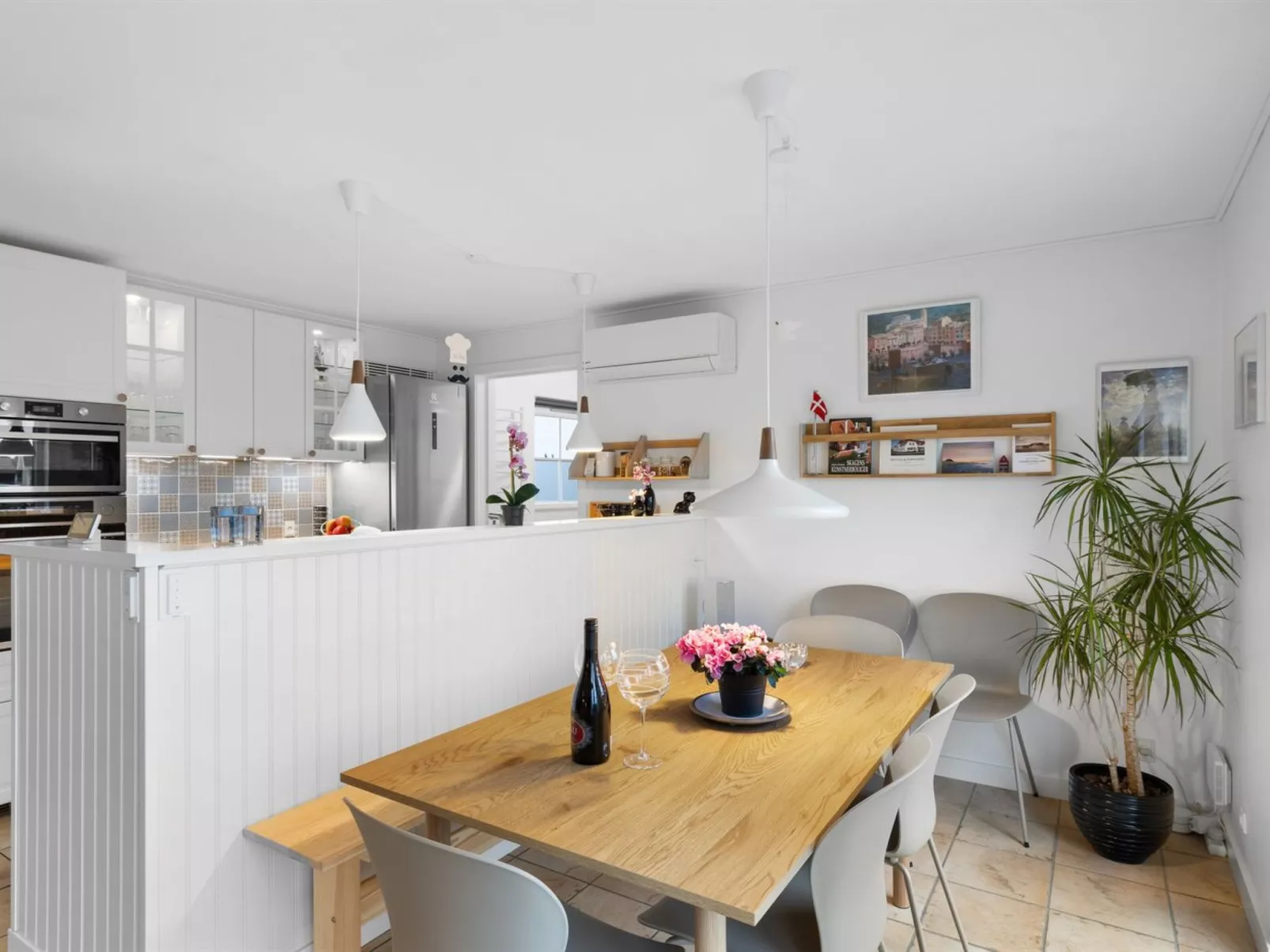 "Ajna" - 250m from the sea-Drinnen