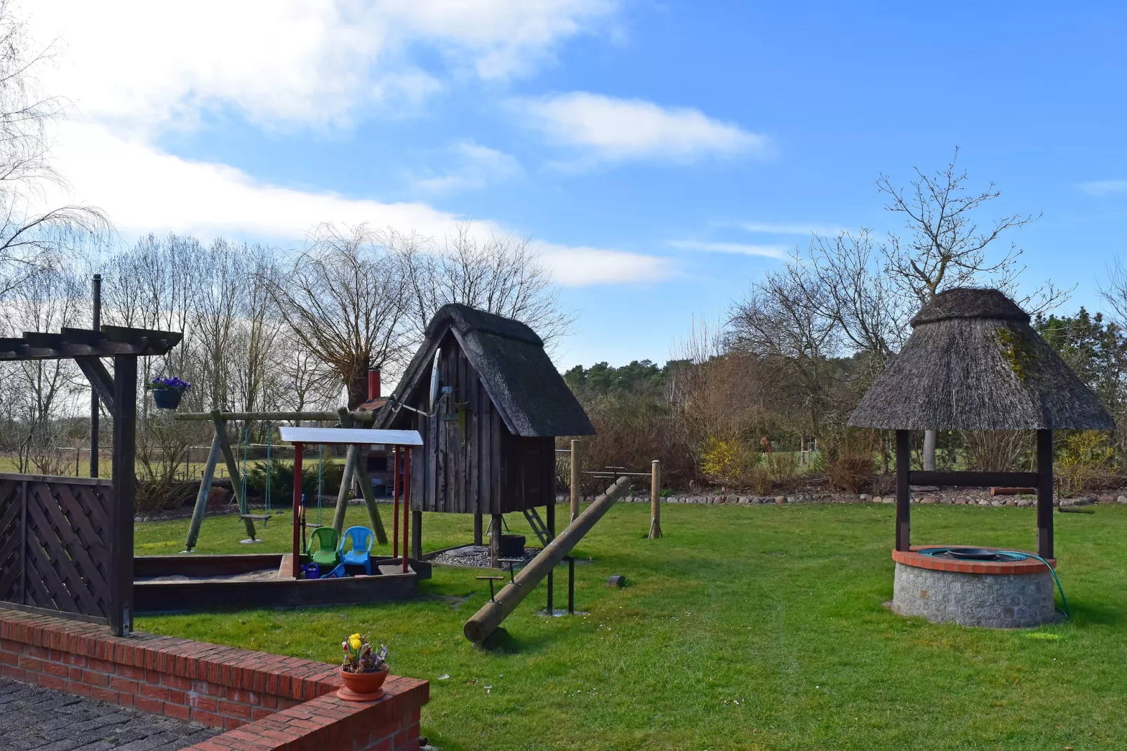 Ferien unterm Reetdach-Garten Winter