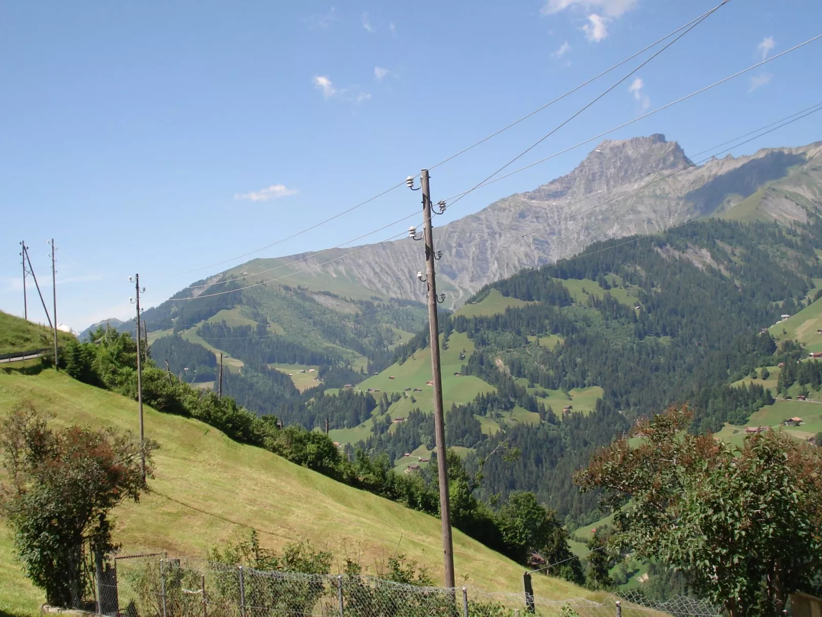 Bauernhaus Uf dr Flue-Outside