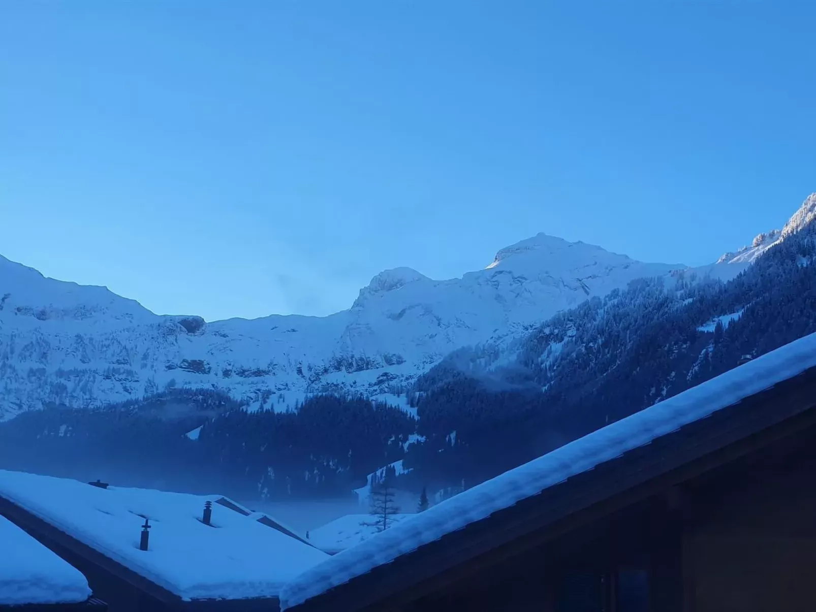 Chalet Lenk Dänk App. 6-Draußen