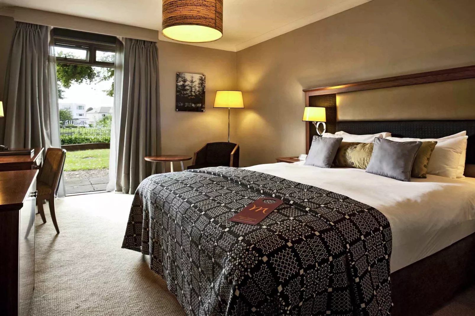 Classic Double River view Staines ex Mercure-Bedroom