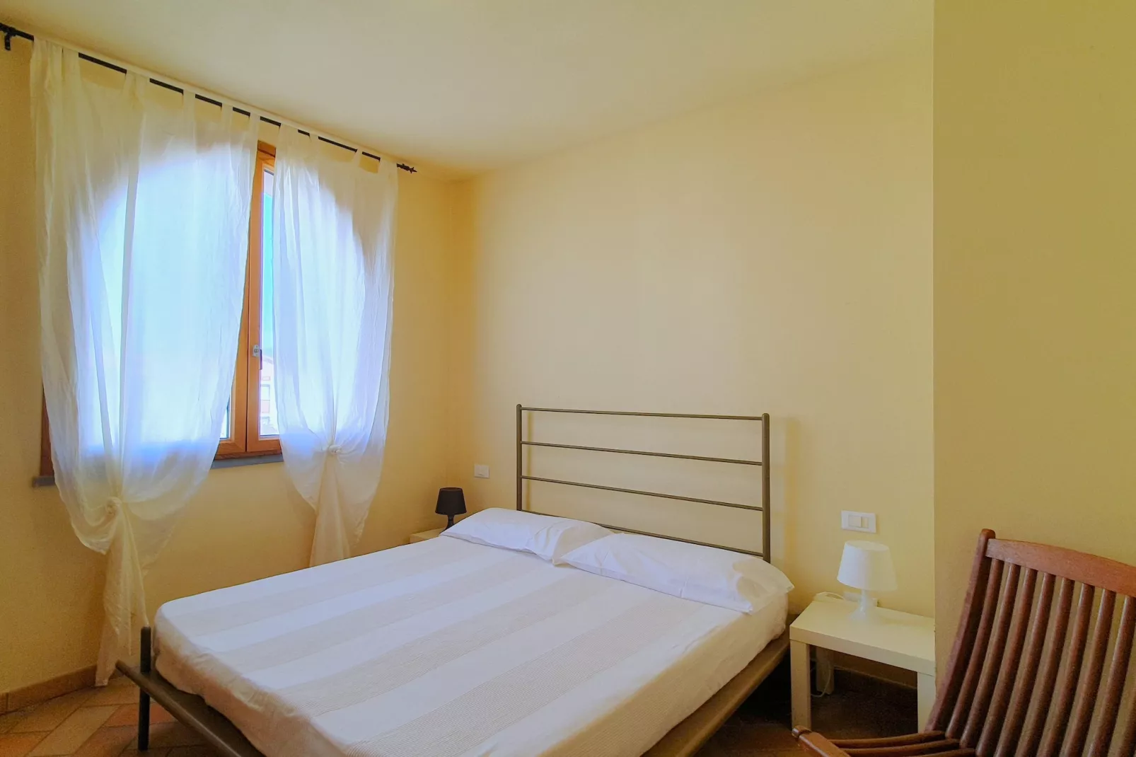 APP 8-Schlafzimmer