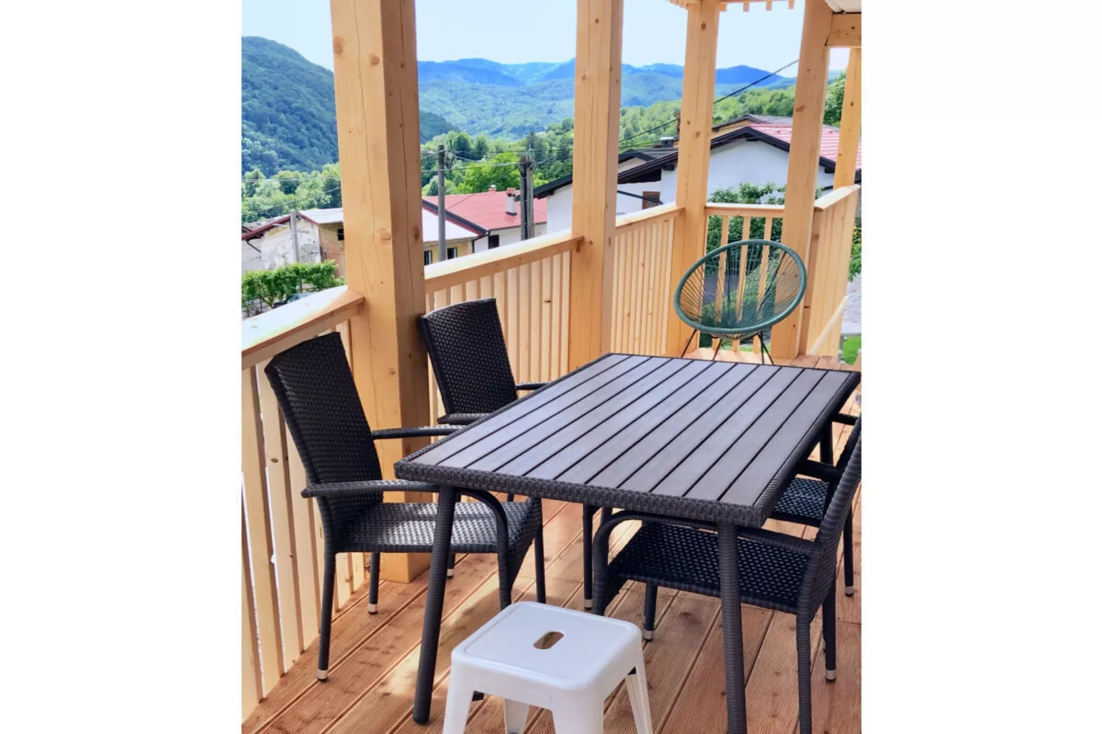 299771-Terrace balcony