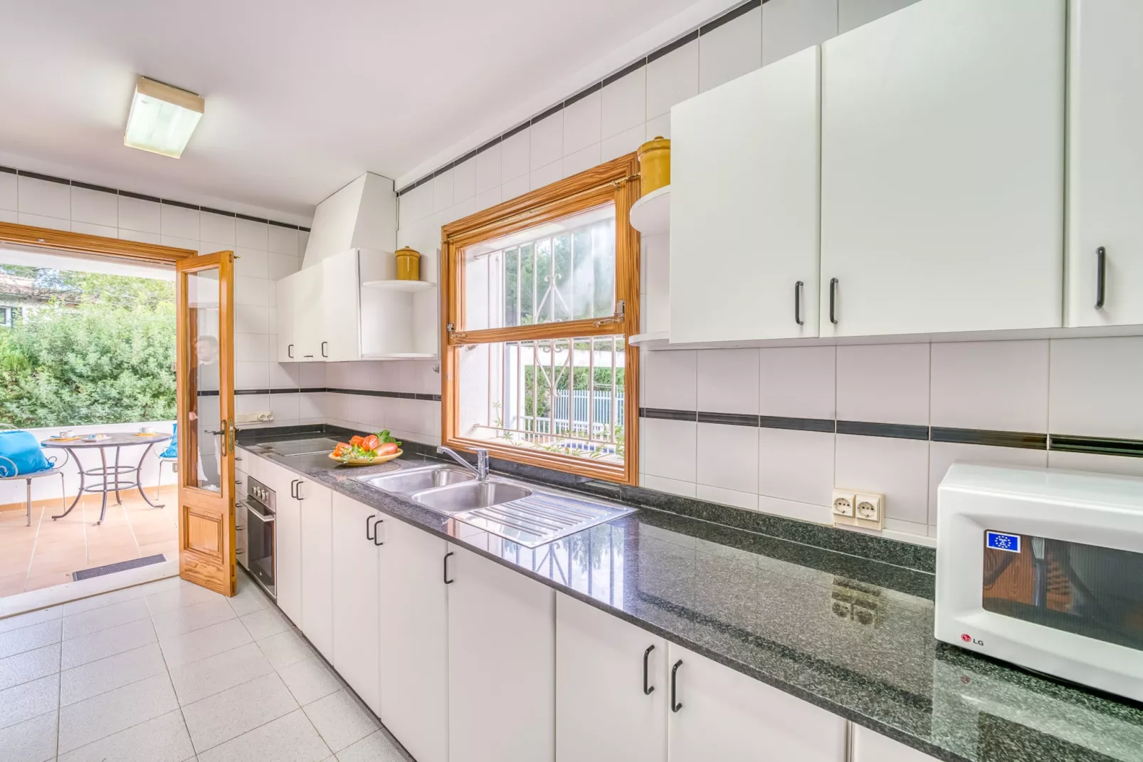 Sirenas-Kitchen