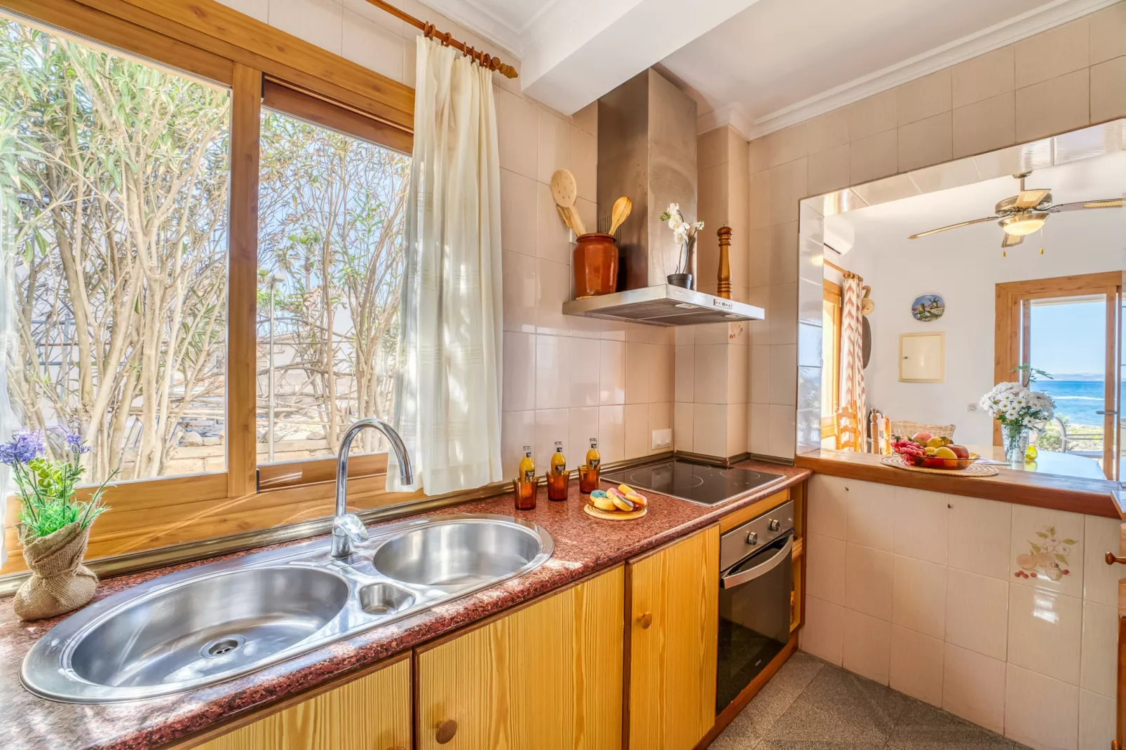Casa Sa Nau-Kitchen