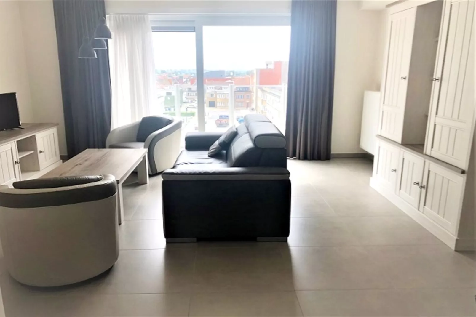 ILIYA 0401-Living room