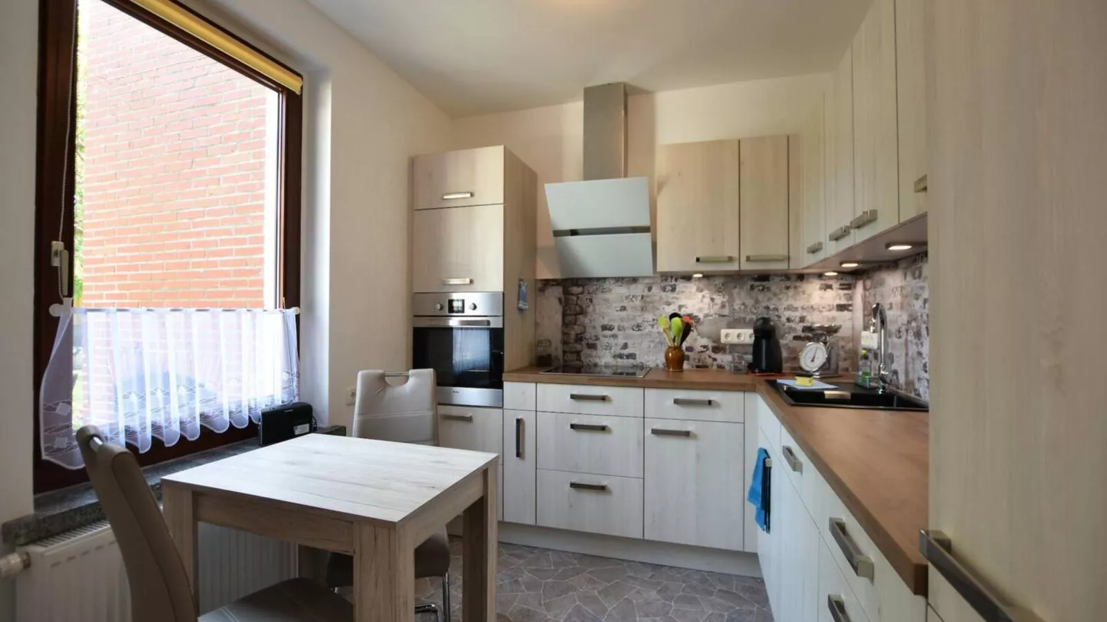 Hecht-Kitchen