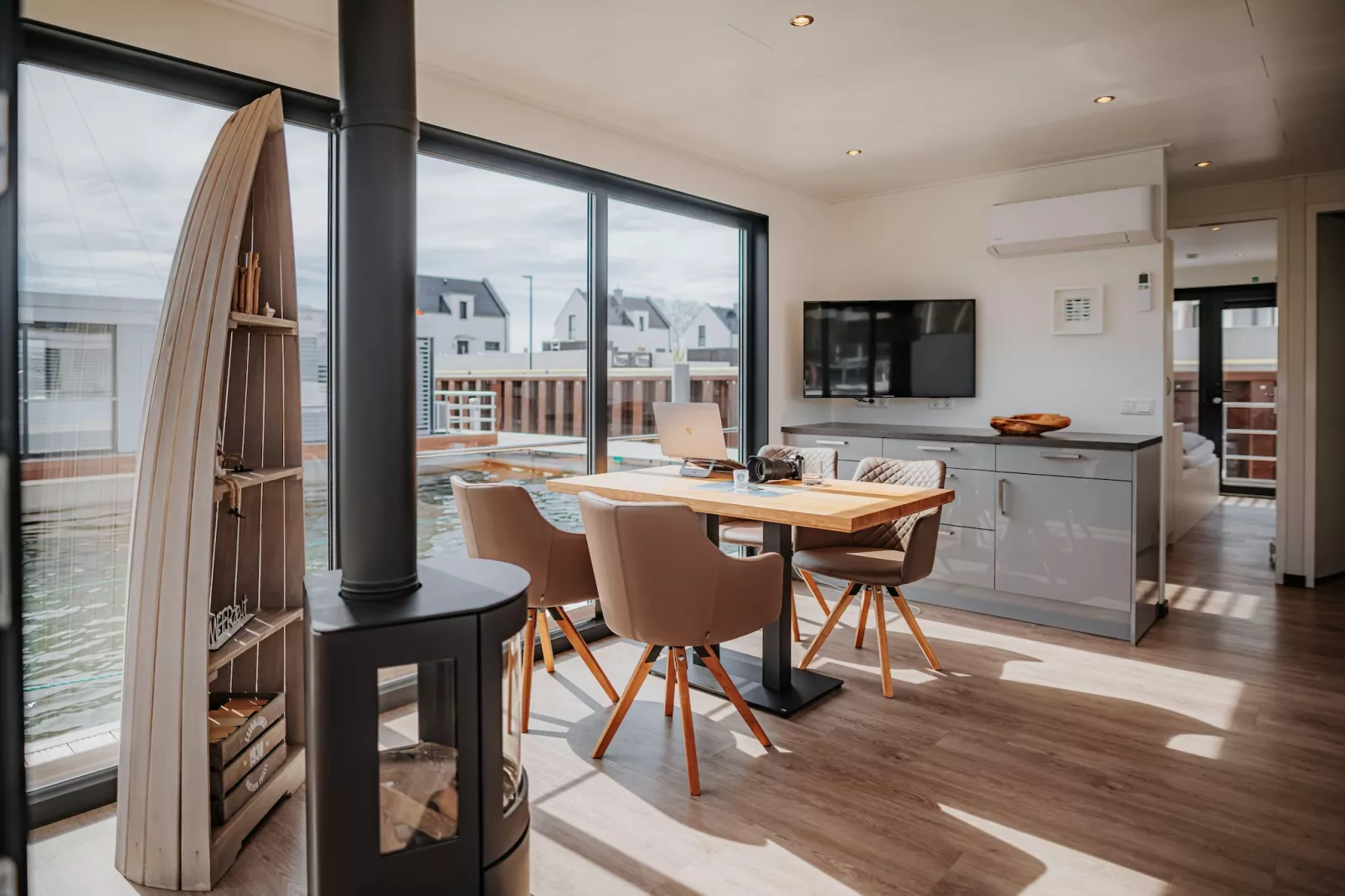 Hausboot in Peenemünde-Living room