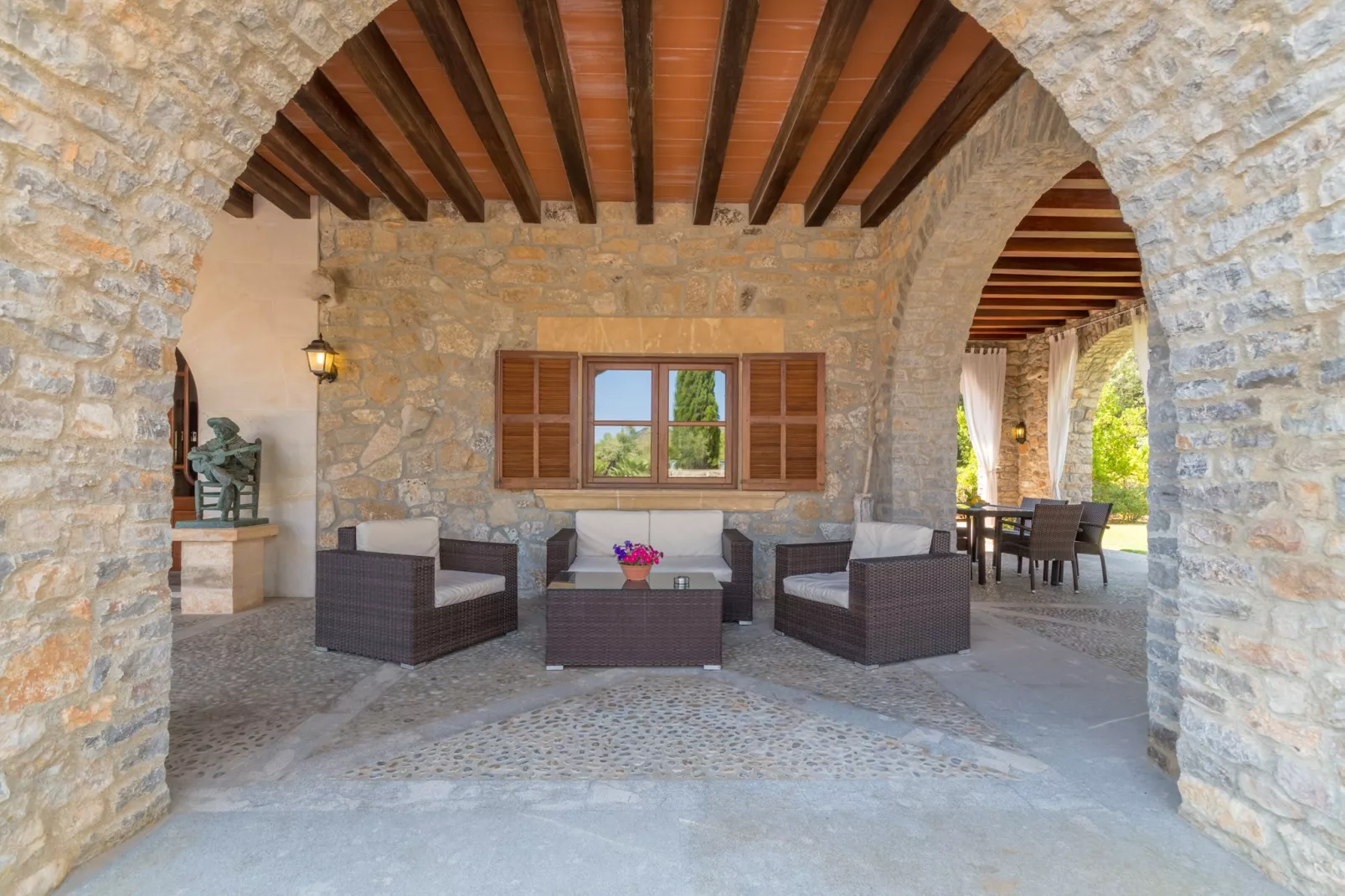 Buitre negro, Finca 5StarsHome Mallorca-Outdoor