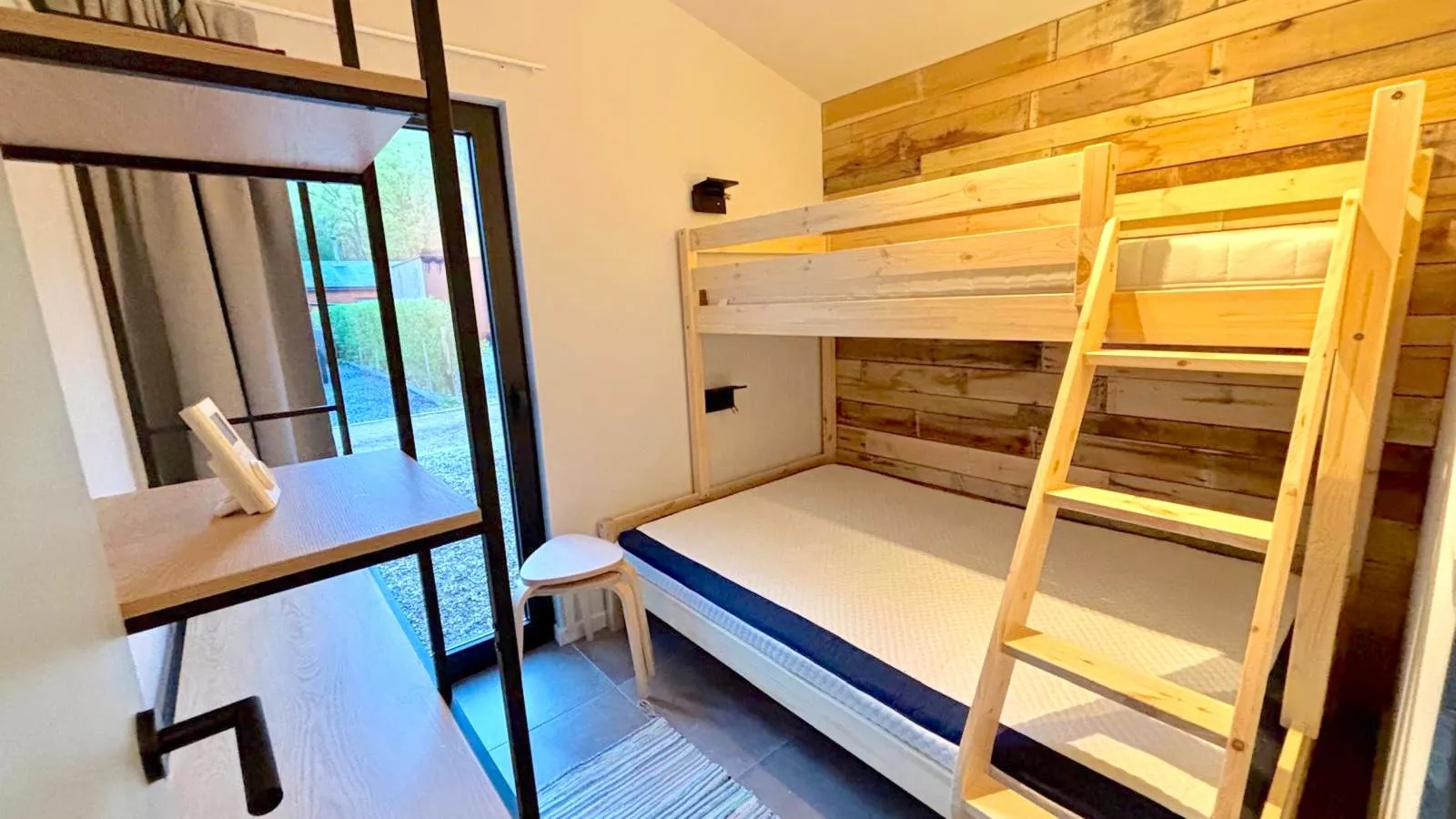 Cabin 22-Bedroom