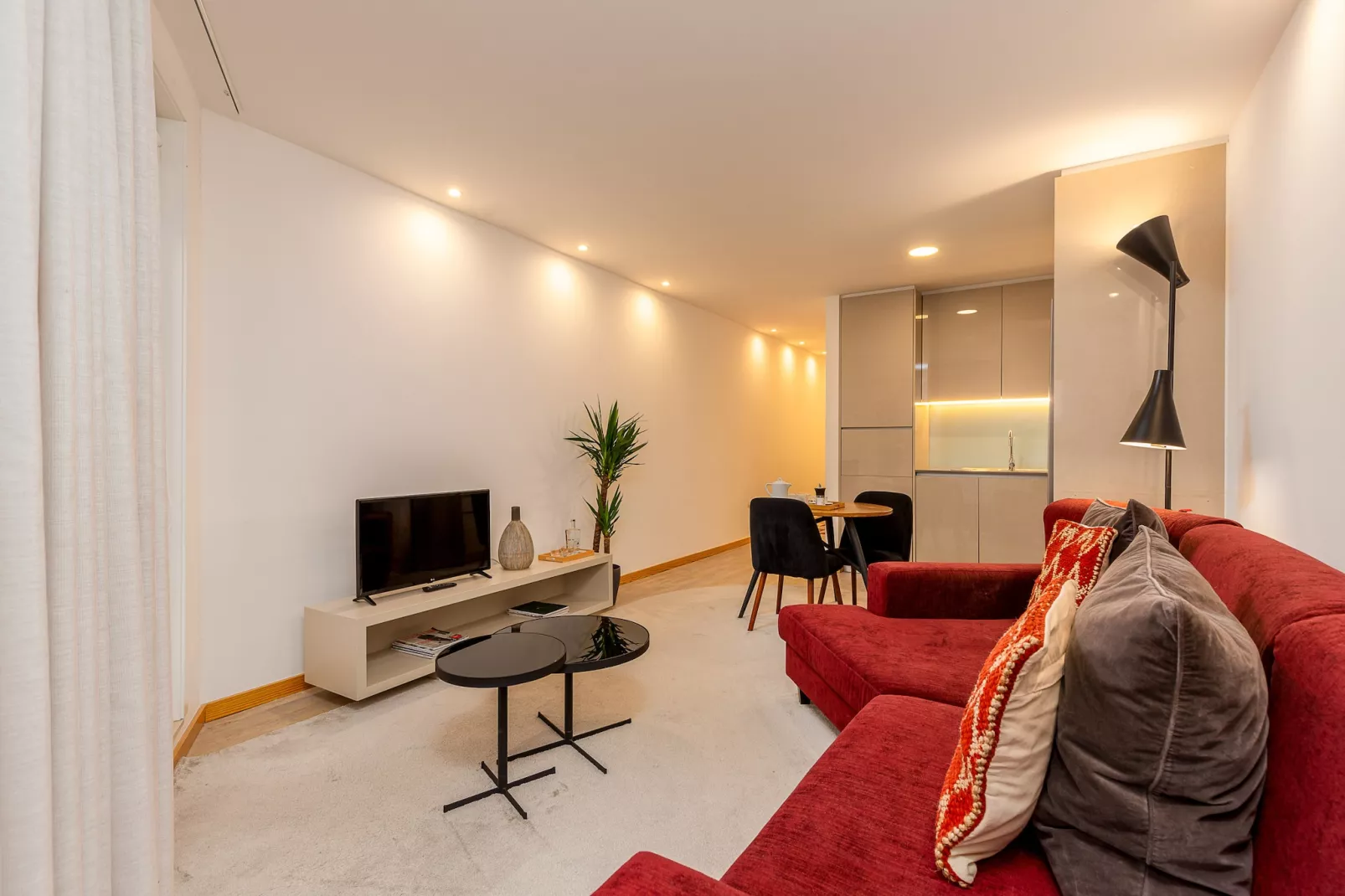 YOUROPO - Ribeira Gaia 3-Living room
