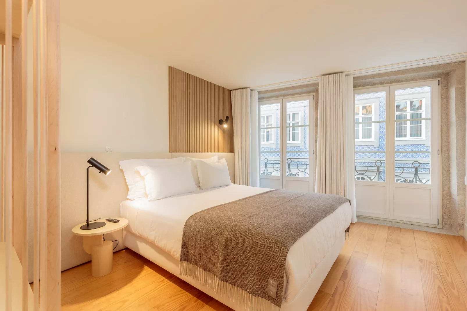YOUROPO - Flores S-Bedroom