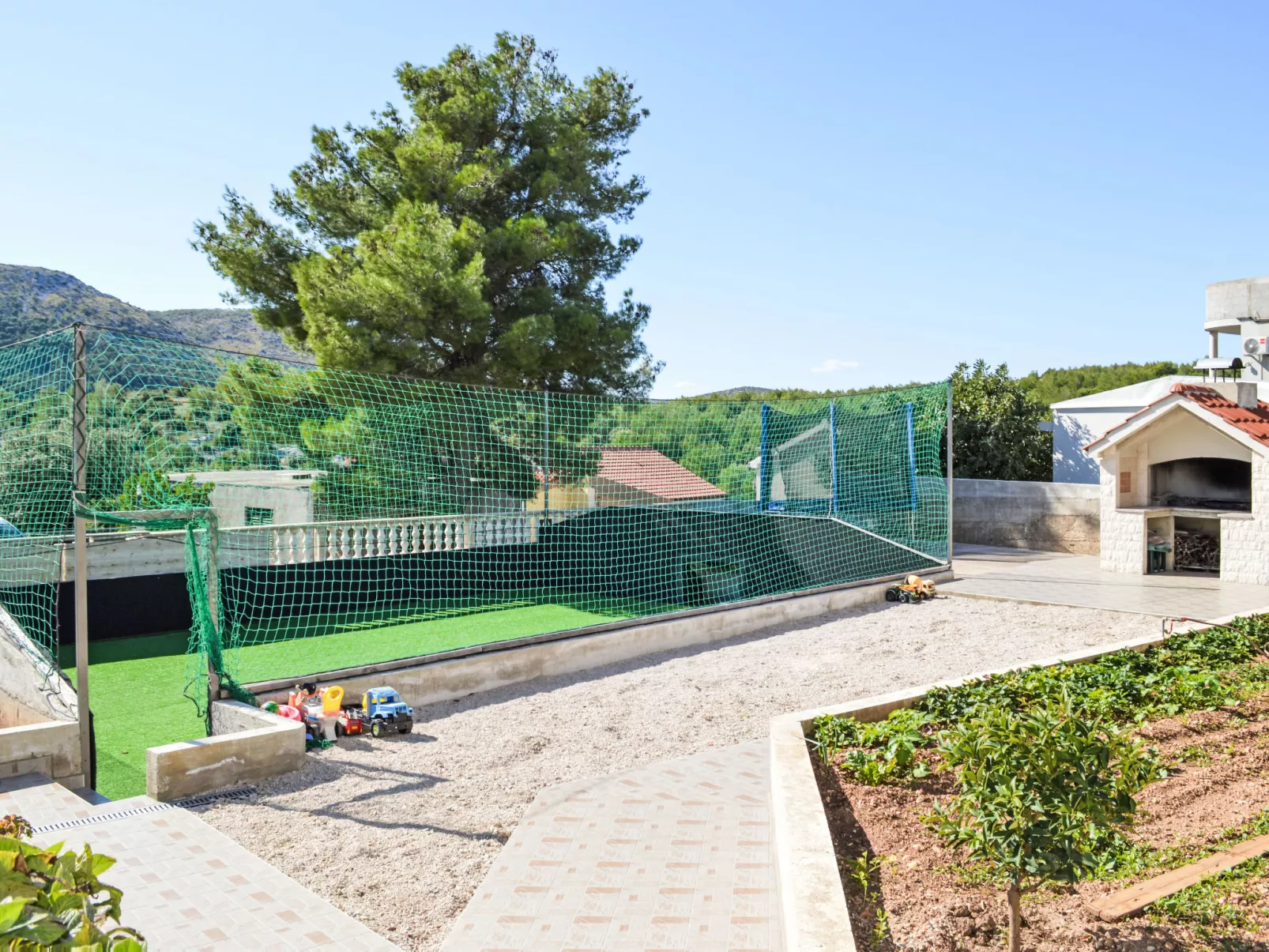 Galešnica Park View-Outside