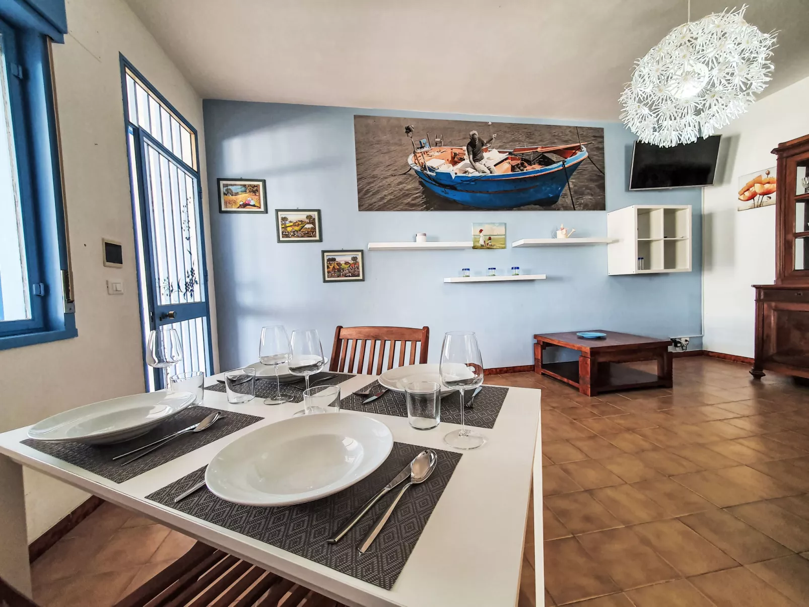 Pietra Marina-Inside