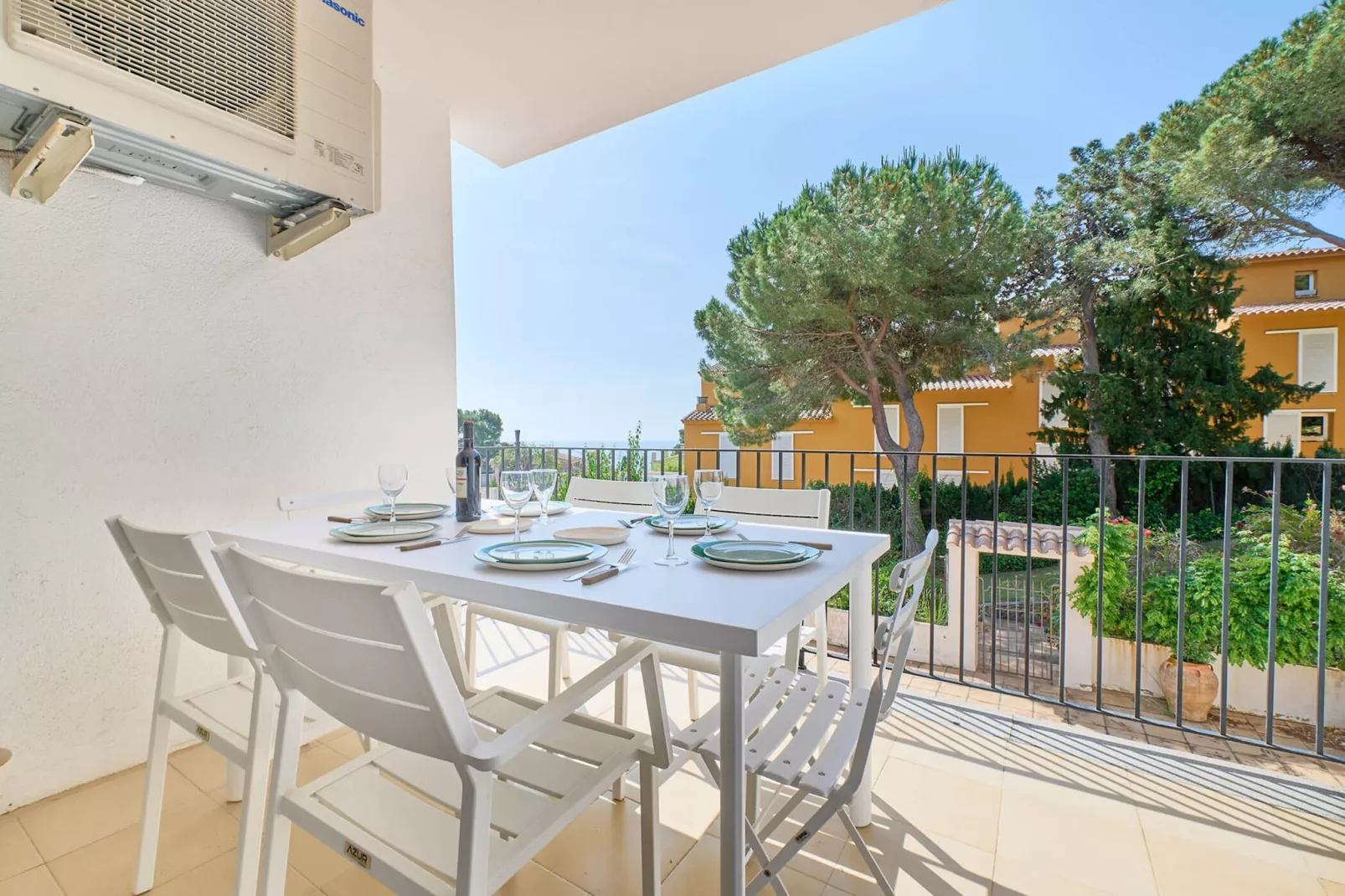 Can Xeret-Terrace balcony
