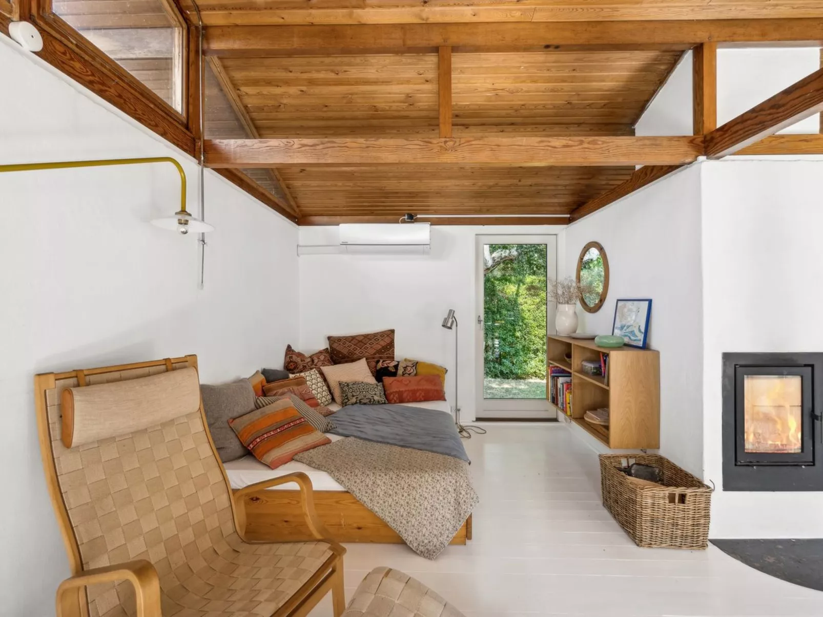 "Lauri" - 2.3km from the sea-Inside