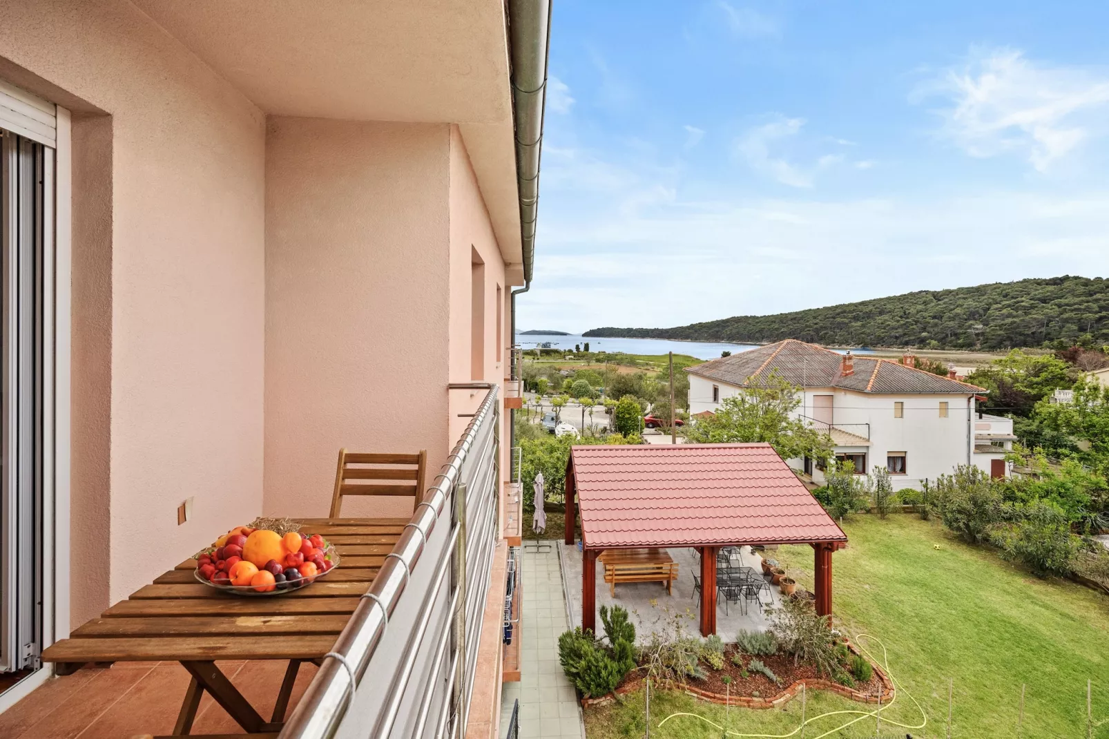 Apartments Neda - Two Bedroom Apartment Ruzmarin-Terrace balcony