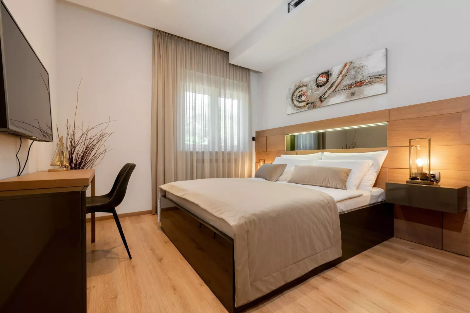 Luxurious Villa Laurea-Bedroom