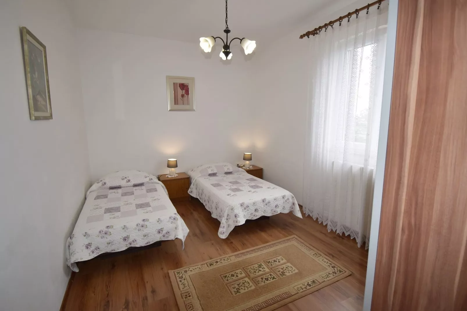 Apartment Neda with Wonderful Sea View-Schlafzimmer
