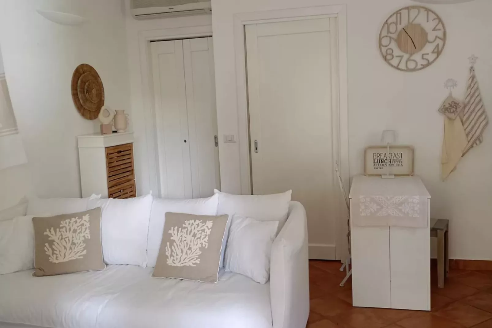 Bilo Candido-Living room