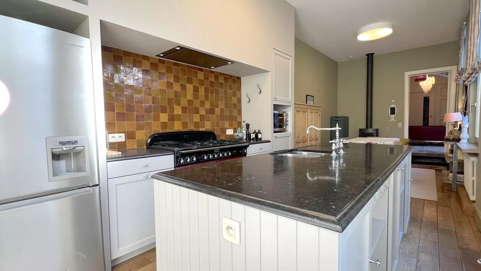 La Maison Bleue Ronse-Kitchen
