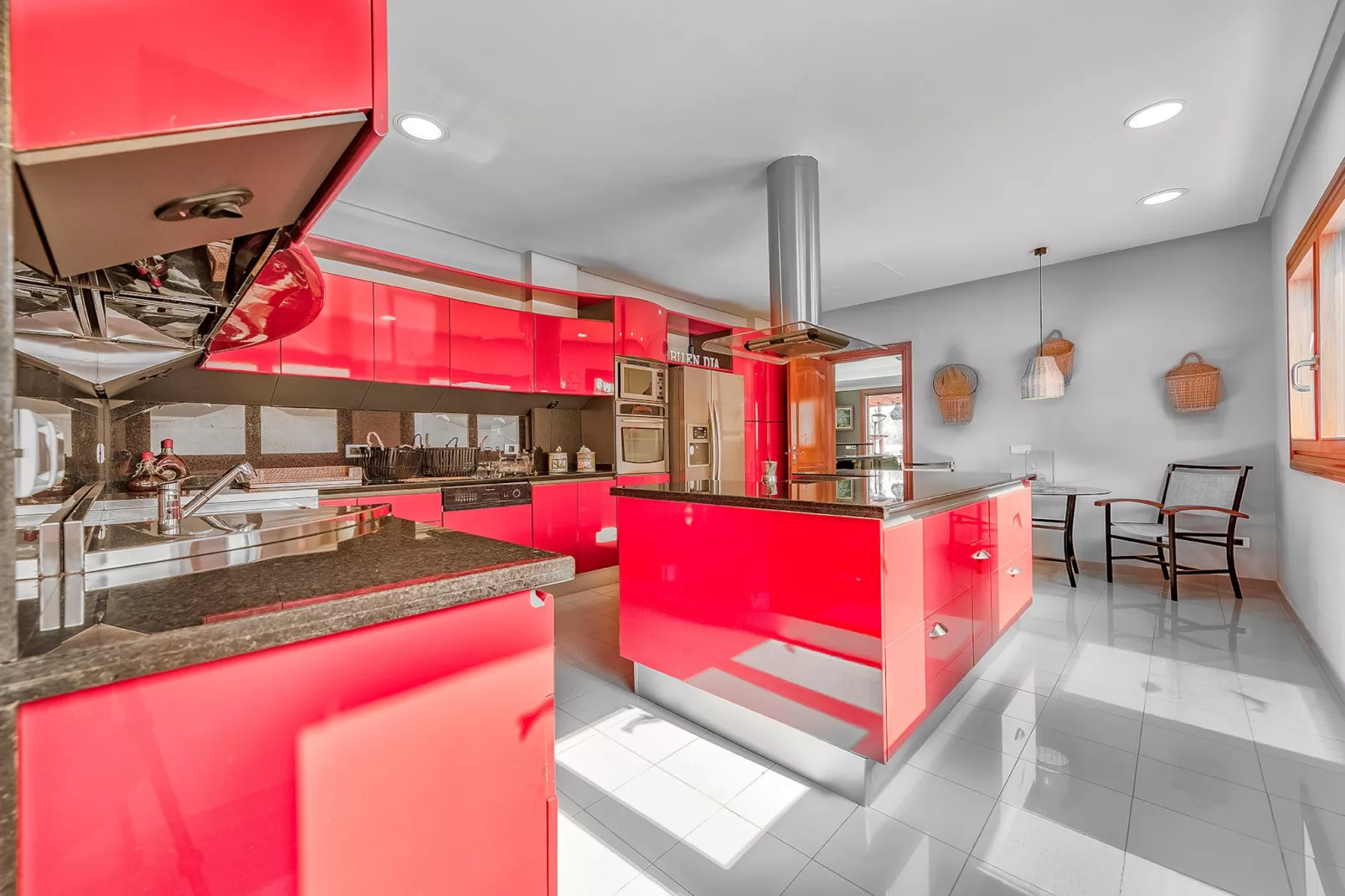 EXCLUSIVE HOME MASPALOMAS-Kitchen