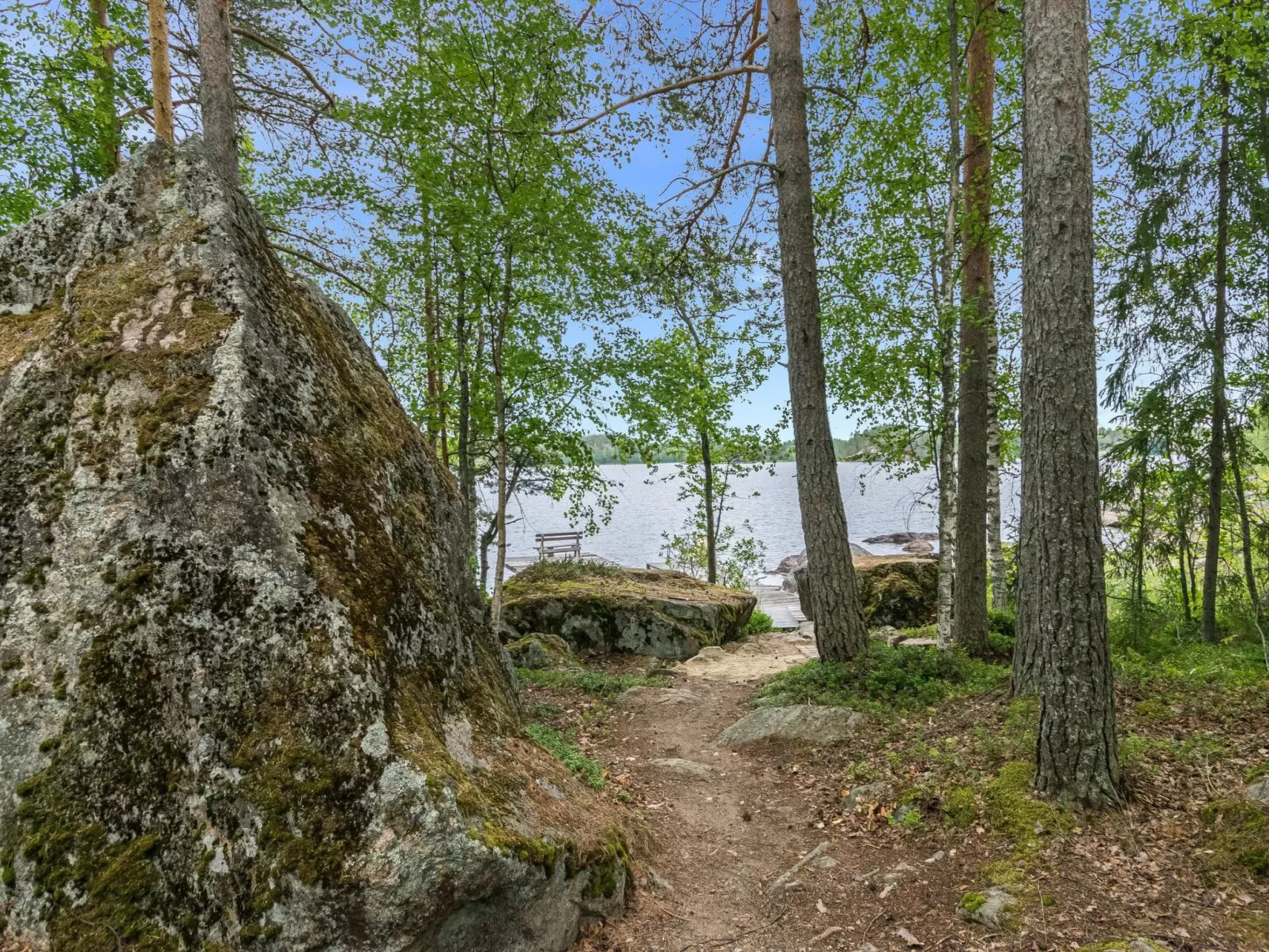 Hiidenlinna-Outside