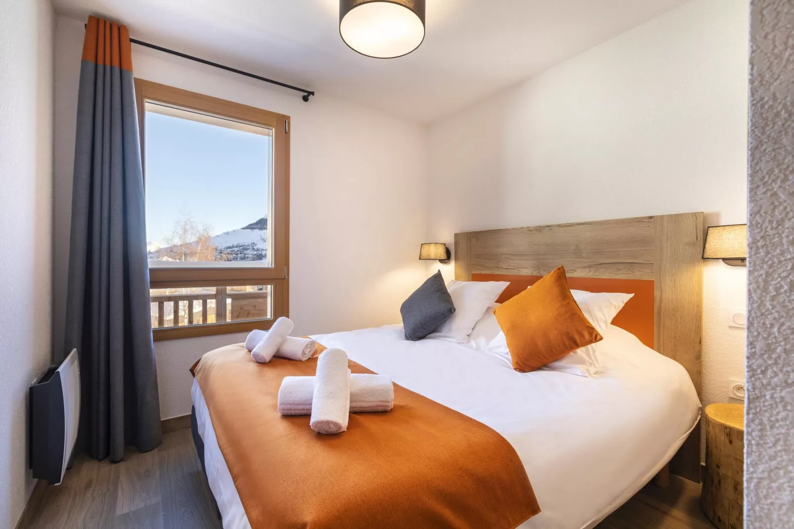 LES DEUX ALPES_S8V-Bedroom
