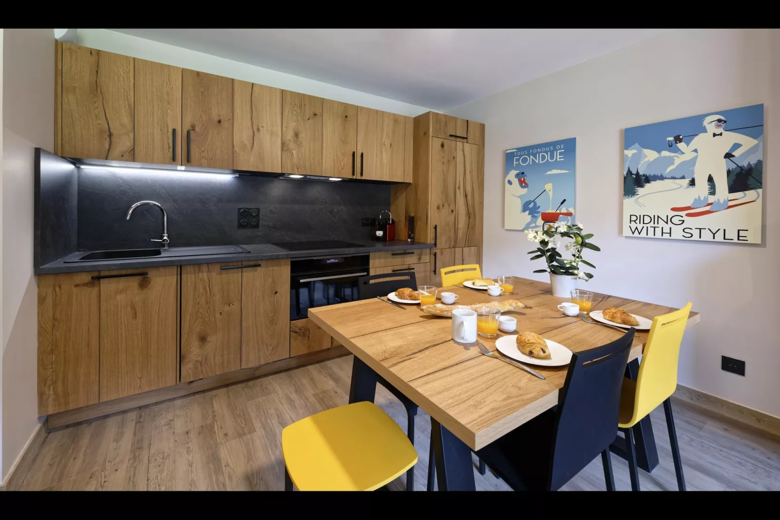 SAMOËNS-S8L-Kitchen