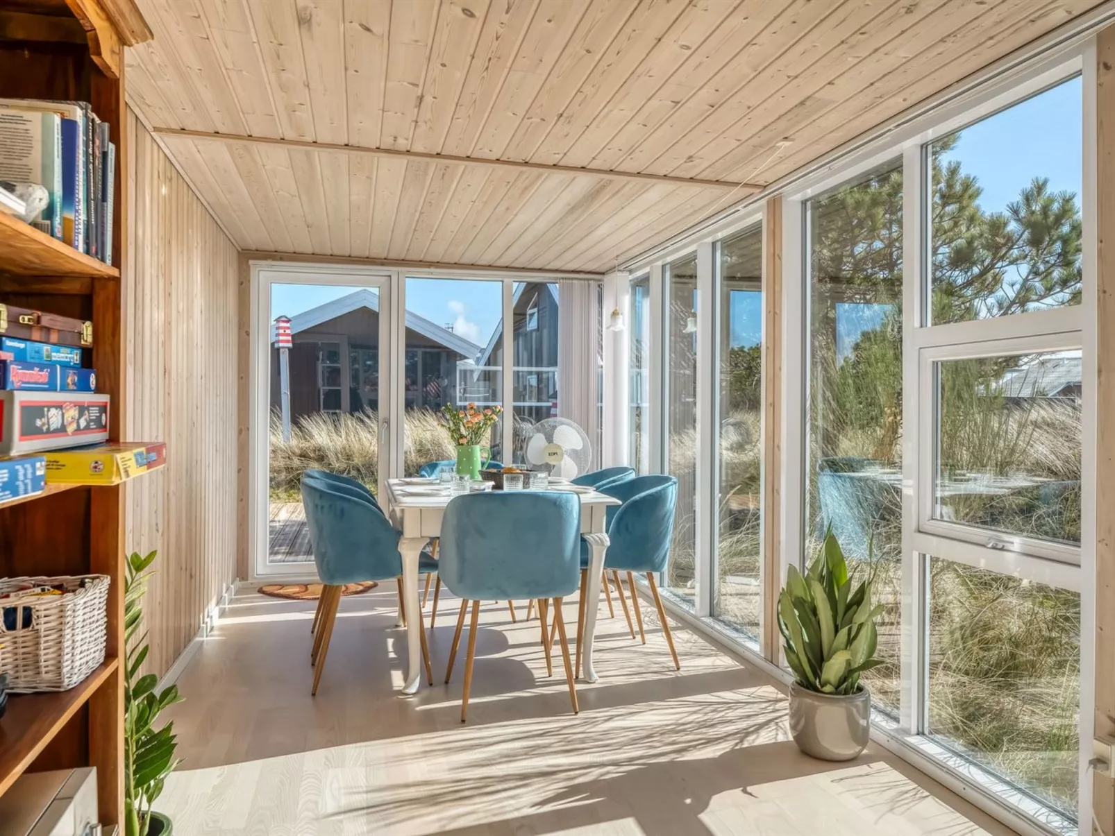 "Mynthe" - 400m from the sea-Inside